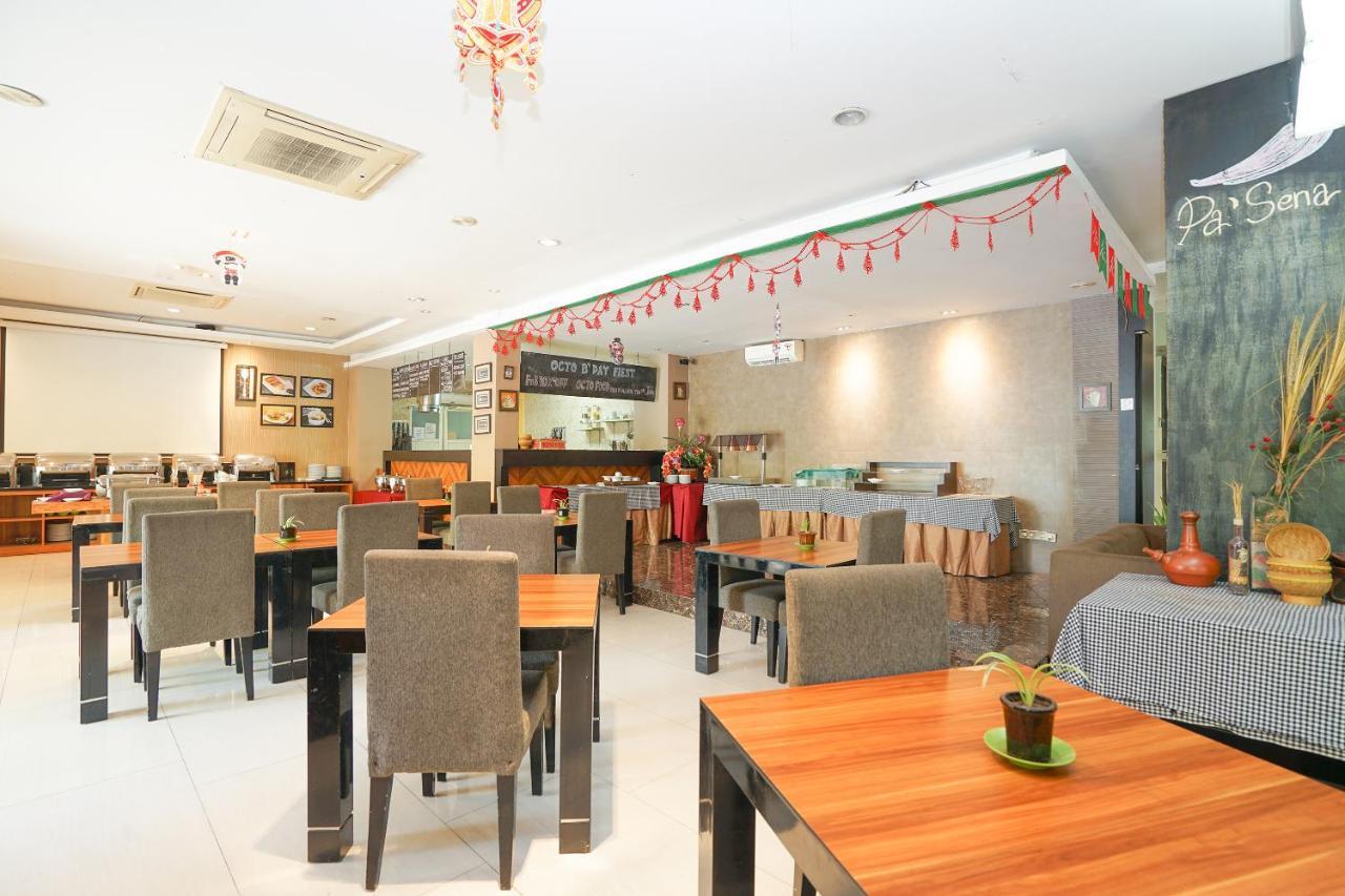 Oyo 197 Prime Royal Hotel Kapasari Zewnętrze zdjęcie