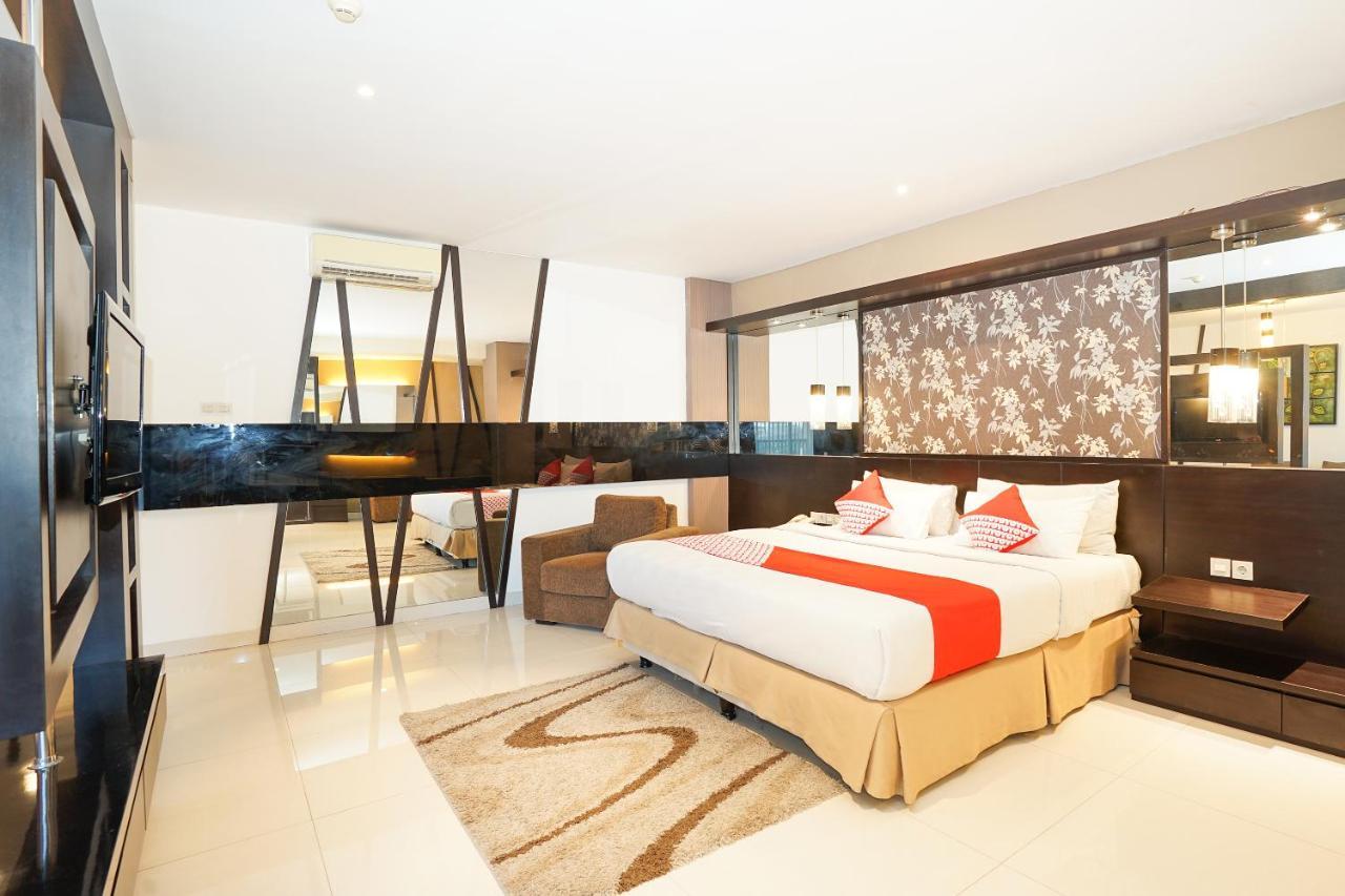 Oyo 197 Prime Royal Hotel Kapasari Zewnętrze zdjęcie